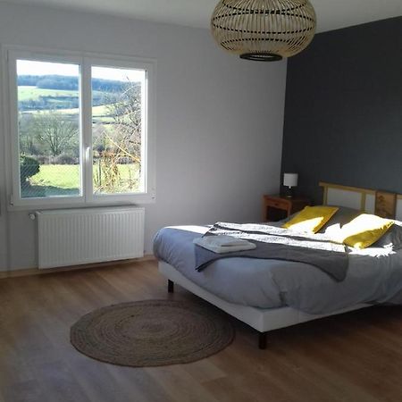 Agreable Chambre Meublee, Vue Sur La Vallee De L'Auxois Villy-en-Auxois Luaran gambar