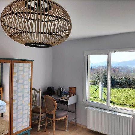 Agreable Chambre Meublee, Vue Sur La Vallee De L'Auxois Villy-en-Auxois Luaran gambar